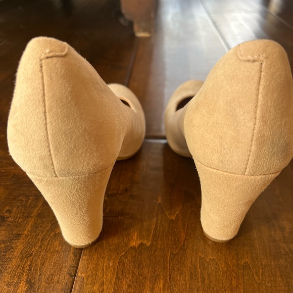 Sofft cream beige suede block heel pumps size 6 - Picture 5 of 6